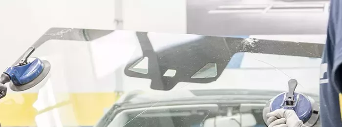 reparar-ou-substituir-vidro-automovel